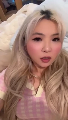 yvonnieng - Who wanna clean ?