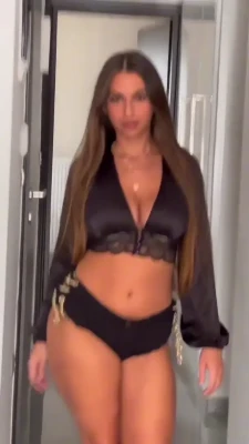 ___evasavagiou - @alphamalexxl cum all over my pussy!🥵😅😩