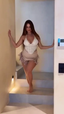 ___evasavagiou - Bra try on!