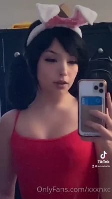 xxxnxc - I miss kissing my cute friends