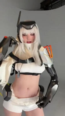 onisuna - It’s hawt in my house 🫠