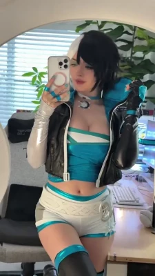 onisuna - New anal video in your dms🤤 would you fuck my tight asshole?😈
