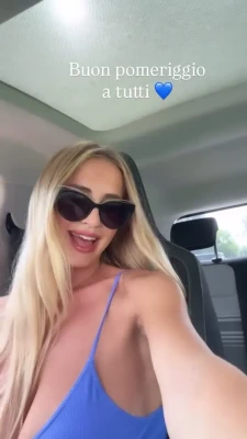 meriarreghini - pre-shower tease 😈 bouncing my tits & rubbing my pussy ... 💦