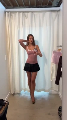 havannawinter - Not even dressed and already feeling herself lol