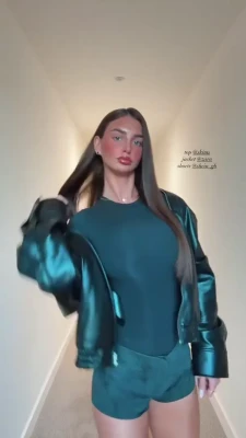 maddycheary - No angel, but I've got a halo 🌌😈