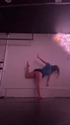 mikailadancer - Happy Friday to all my big titty lovers 😘❤️