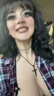 codeinecassidy - Would you let me and @laurasagravip suck on your big dick and swallow