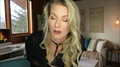 katwondersfree - Time for bed 😈