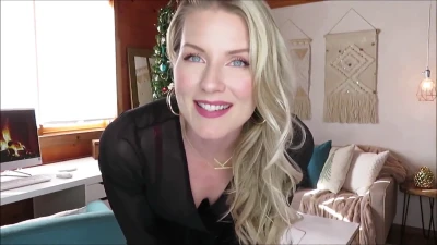 katwondersfree - Swipe for panty slip. Then come over and slip it on yourself 🔥