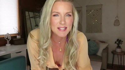 katwondersfree - My favorite red bra