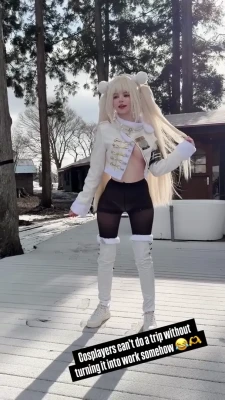 peachmilky_ - Cum see my holes wide open ;)