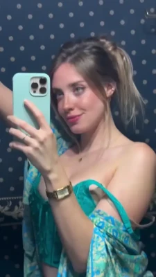 maguiansuz - 🎙️ Check your DM’s guys….🎙️. Love this pic….a girl