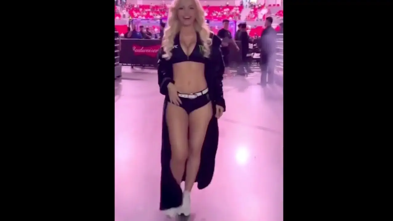 jhennyufc - Amber of the past here to tell you it's second vaccine day!! I have a