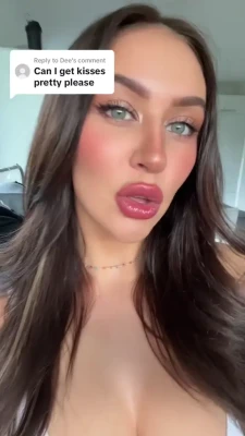fitchick_em_vip - Some horny fun 🤍🤍  Would you use me? :3
