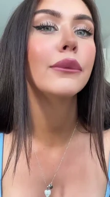 fitchick_em_vip - Just getting ready