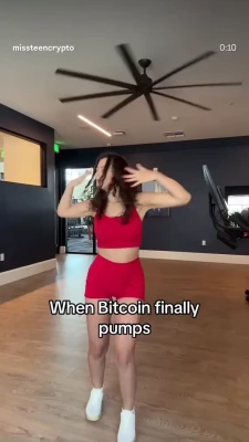 missteencrypto - Are you a boob or bum kinda guy?🤩
