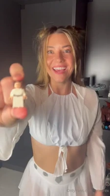 ryleerex - Good morning daddy show me that hard cock 😍😜