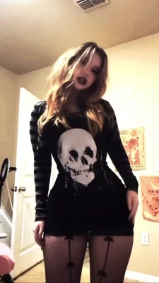 skizzy666 - Just being cute  Carry on     I m going to be sending a little video