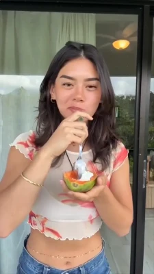 keianim - Titties tried to jump out at the gym today