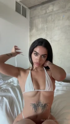 thecaligirl - Wanna eat it from the back?