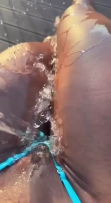 cindylandoltofficial - Just got out of the tub 🛁 😈🫧😈🫧🫧🫧