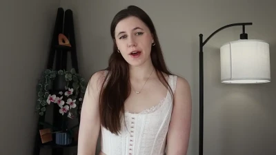 madisynwoodxxx - Not feeling so good, about to cuddle up for a nap