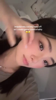 esblee2 - Titties out for everyone at the party to see