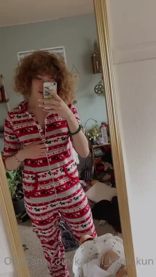 camiscrazyyy - I am in christmas mood 🥰🔥