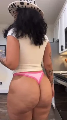 itsdojadawg - Miss me in scrubs??