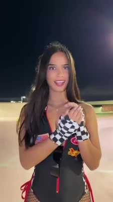 ashleyserrano - Wow, it's so hot, should I also take off my panties?🥵