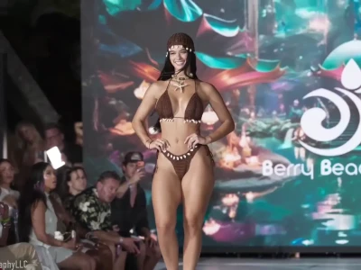 ashleyserrano - You like when I shake my huge ass in your face 😈