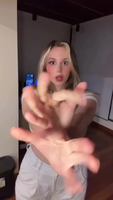 emikukiss - It does a body good 🥛