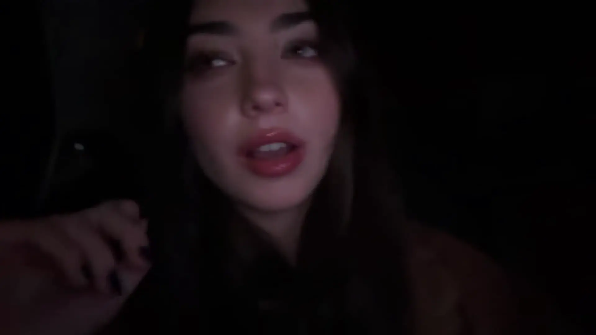 elizabrowne_ - ROLL THE DICE 😈  TIP IN TO PLAY $5 per roll (I WILL SEND VIDEO OF