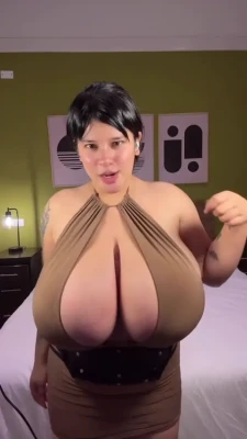 danielapereiraof21 - 😈 Should I go live again soon? 😈