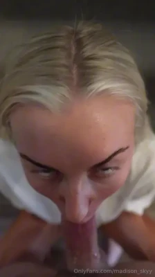 madison_skyy - I bite