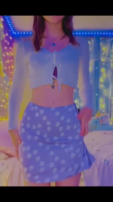 noemiexlili - What’s the first thing that came to your mind?😏😏