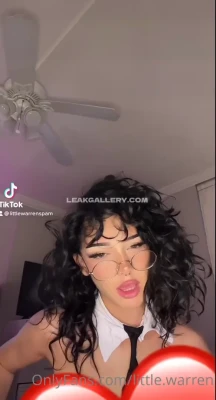 little.warren - Some titties to start your day ☀️