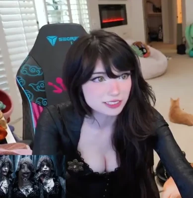emiru - The spiciest and hottest bundles are waiting for you!😉 DM me now