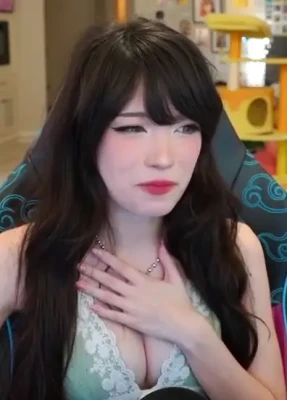 emiru - Boobs and lines boobs and lines  Got a dnd session tonight but if I'm