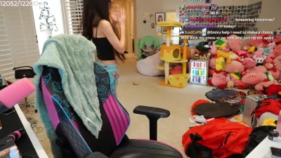 emiru - Loves if you want to see me all natural, no make up and with wild