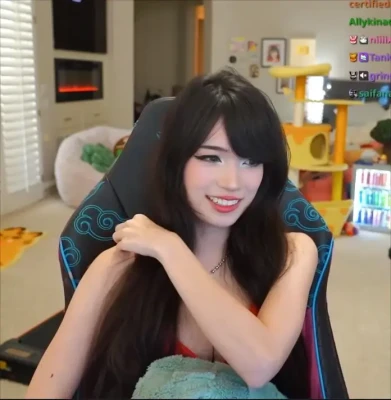 emiru - Ready for me? Slide in my DM's!