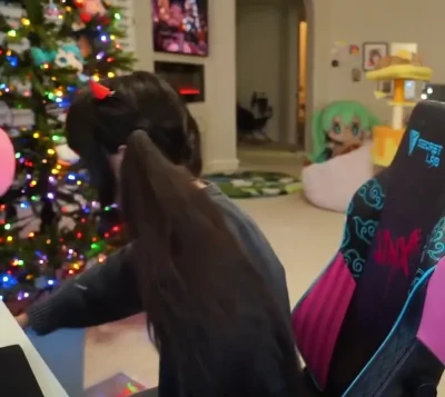 emiru - Oh Santa 🎅 5 minutes of chub dad on chub dad
