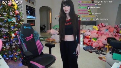 emiru - Senpai.. Can you Loosen the rope for me?