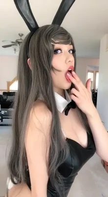emiru - Who can help me with a big Ass problem LOL