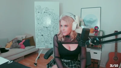 swebliss - Omgggg I just pressed the wrong button and lost the live stream!!!!!!