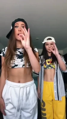 cortneygibson - i love taking showers, i wish i had someone to do them with though