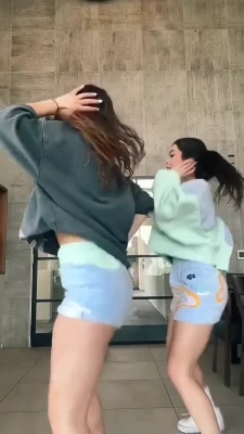 cortneygibson - Happy Leg Day!