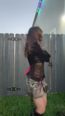 d00mlee - Daily titties for everyone! Get ready for loads of content this