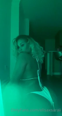 sneaky_sparkle - Heyy Guys! Hope your having a bootyiful week! I will be online