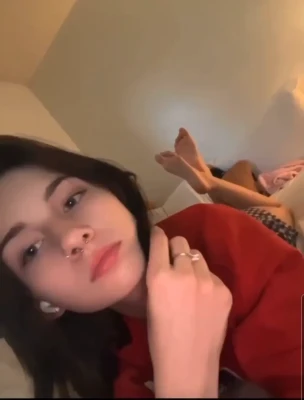 willow - only like this post if u tryna get ur balls & dick sucked by me 6